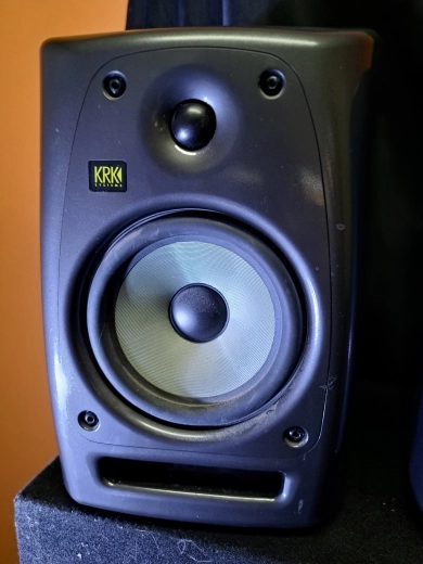 KRK RP6 G2  FERRARI GREY